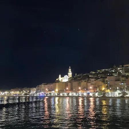 Vue Vieille Διαμέρισμα *